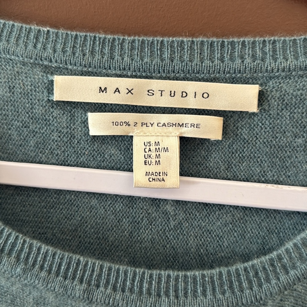 Max Studio 100% 2 Ply Cashmere Crew Neck Sweater - Picture 2 of 5